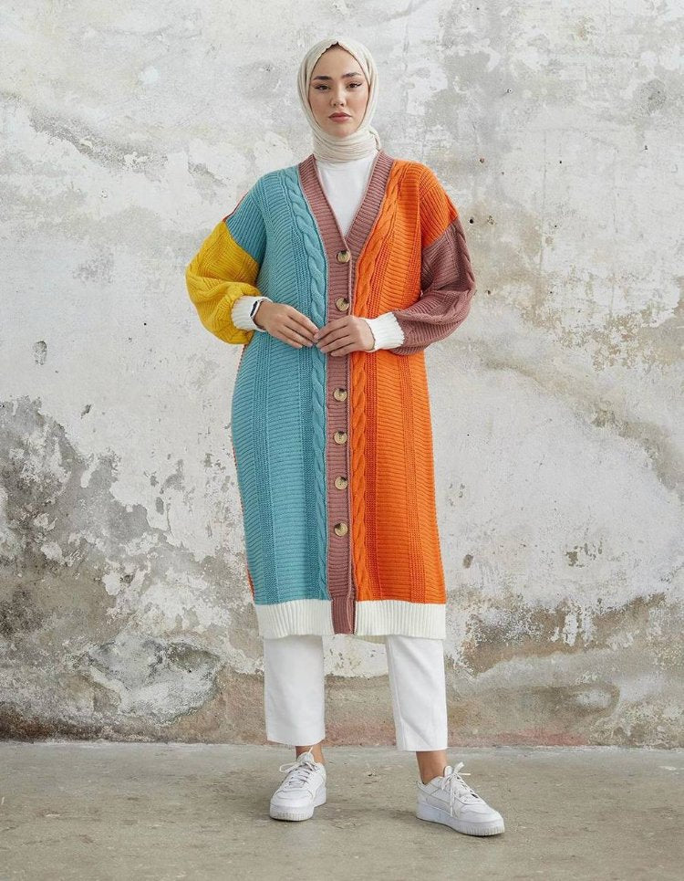 Çok Renkli Uzun Örme Hırka