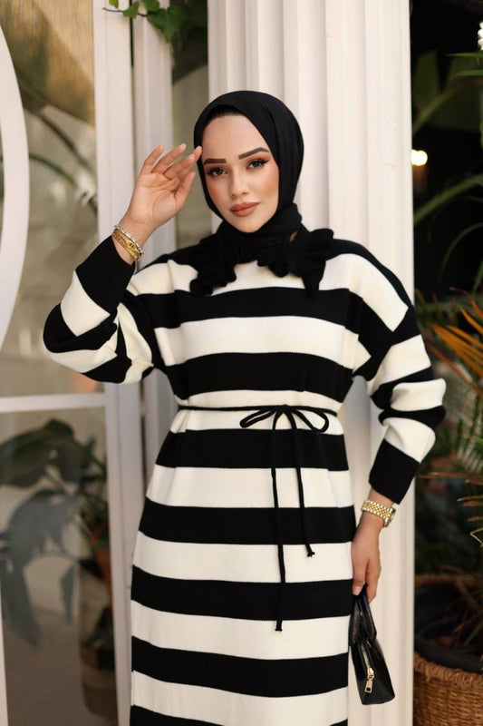 Çizgili Uzun Triko Elbise